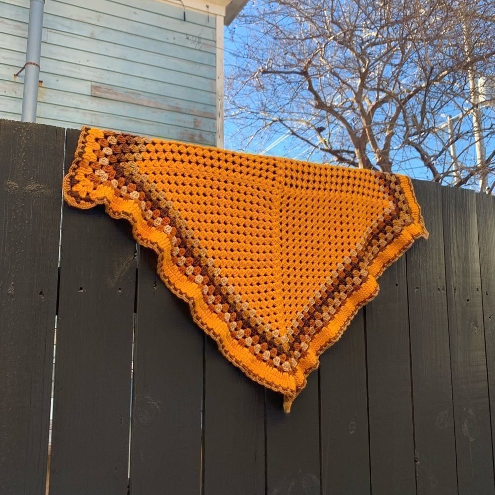 Vintage Couch Doily